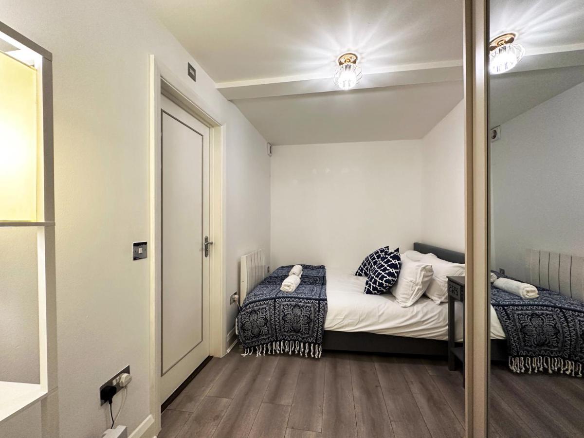 Chic Apartment In Mayfair London Exterior photo